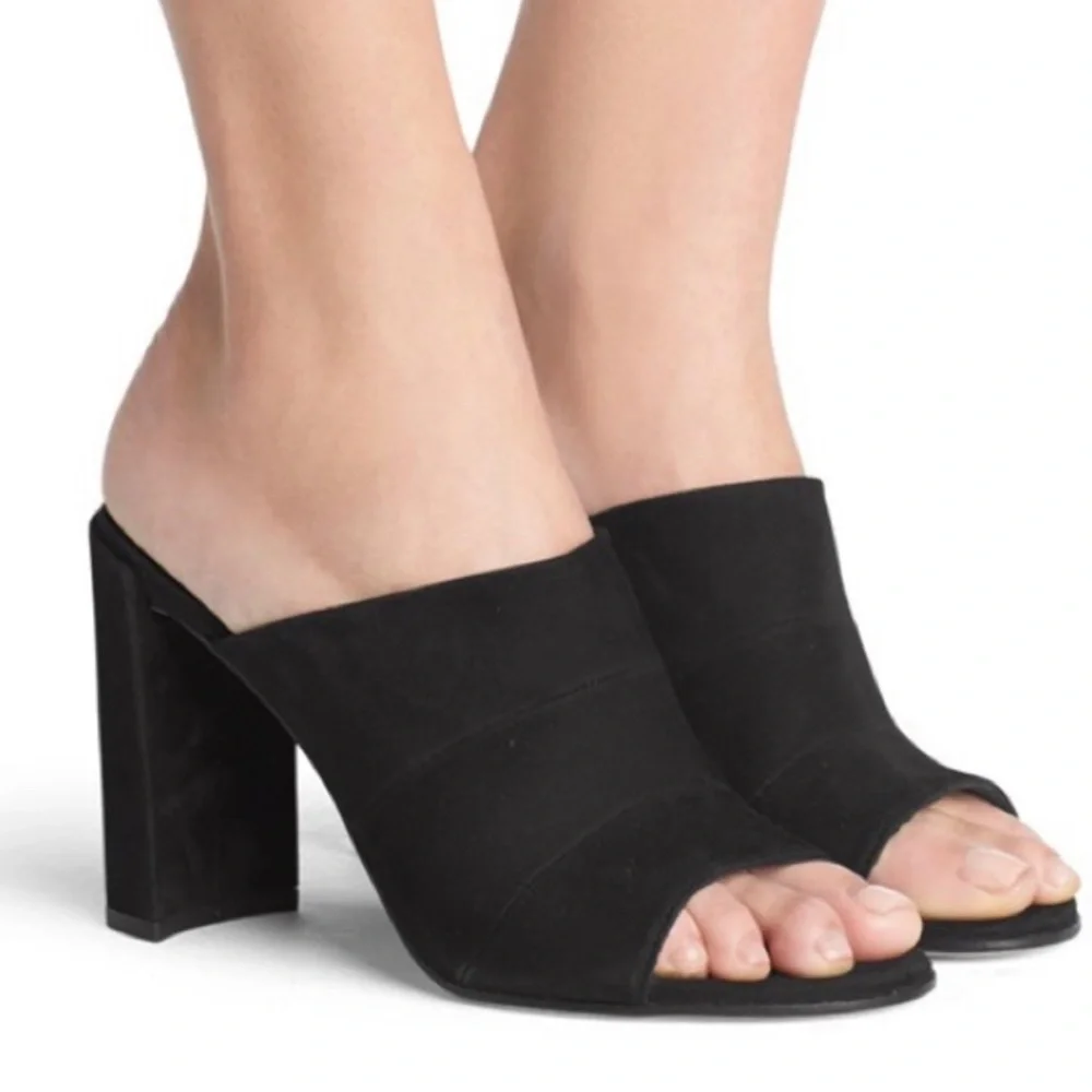 Stuart Weitzman Sequel Black Suede Mule Sandal - Picture 1 of 11